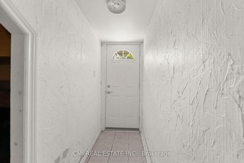 Photo 37 at 50 Apache Trail, Pleasant View, Toronto