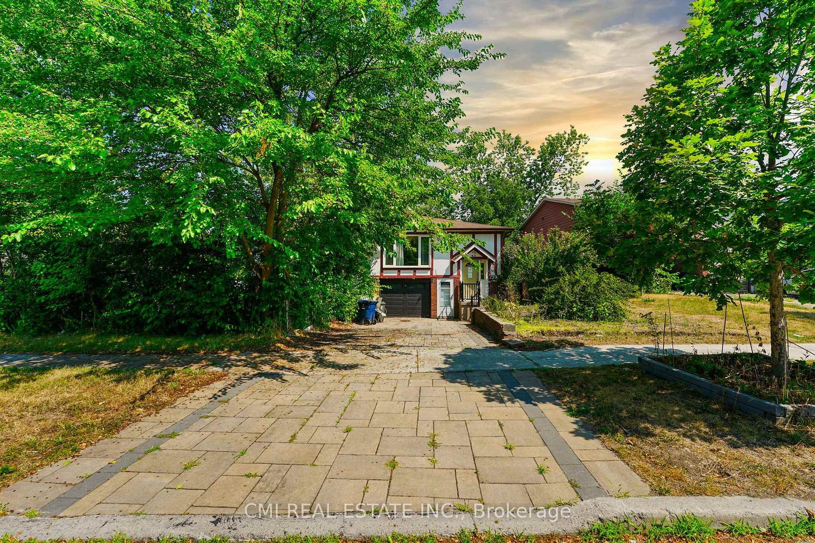 50 Apache Trail, Pleasant View, Toronto 