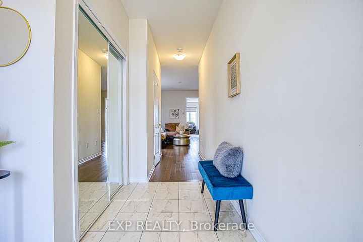 Photo 4 at 12 Midhurst Heights, Stoney Creek Mountain, Hamilton