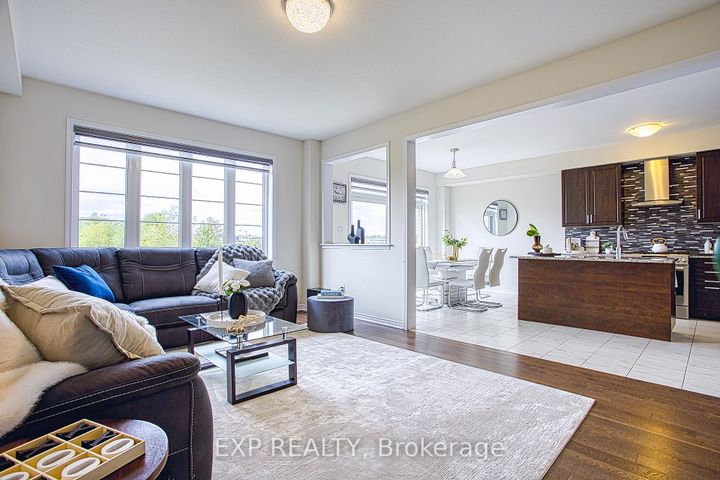 Photo 13 at 12 Midhurst Heights, Stoney Creek Mountain, Hamilton