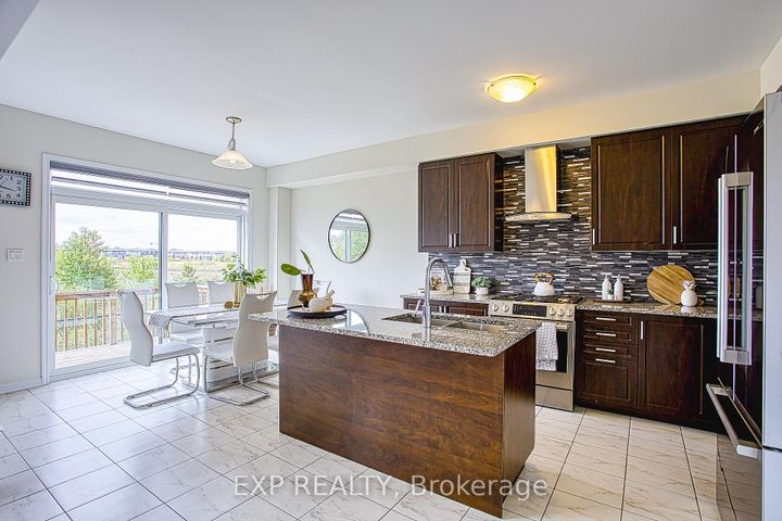 Photo 14 at 12 Midhurst Heights, Stoney Creek Mountain, Hamilton