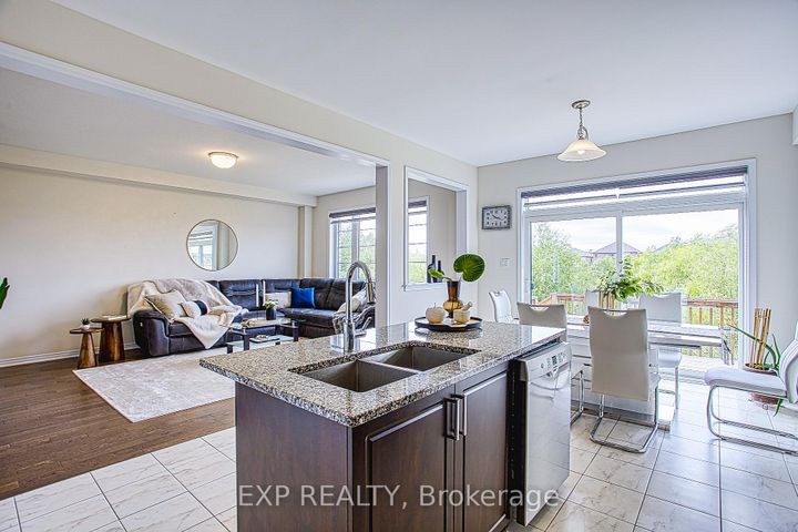 Photo 16 at 12 Midhurst Heights, Stoney Creek Mountain, Hamilton