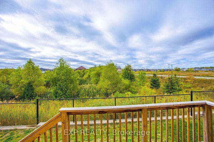 Photo 20 at 12 Midhurst Heights, Stoney Creek Mountain, Hamilton
