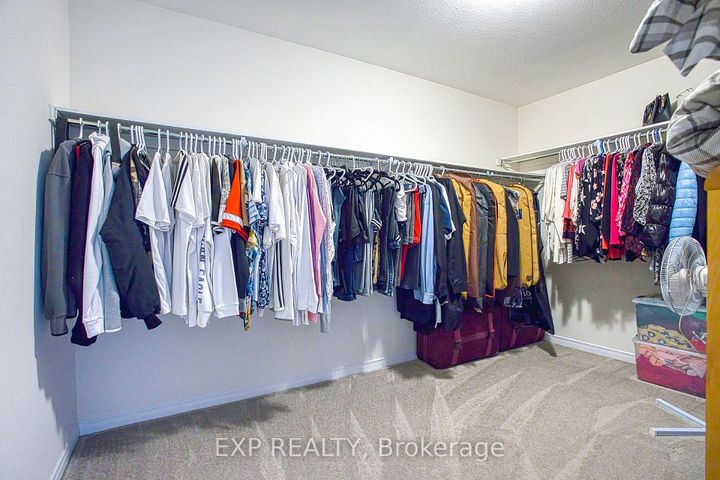 Photo 26 at 12 Midhurst Heights, Stoney Creek Mountain, Hamilton