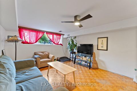 Photo 22 at 160 Varsity Road, Lambton Baby Point, Toronto