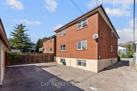 Photo 26 at 160 Varsity Road, Lambton Baby Point, Toronto