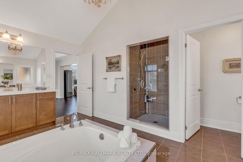 Photo 33 at 1 Ostrovsky Road, Vellore Village, Vaughan