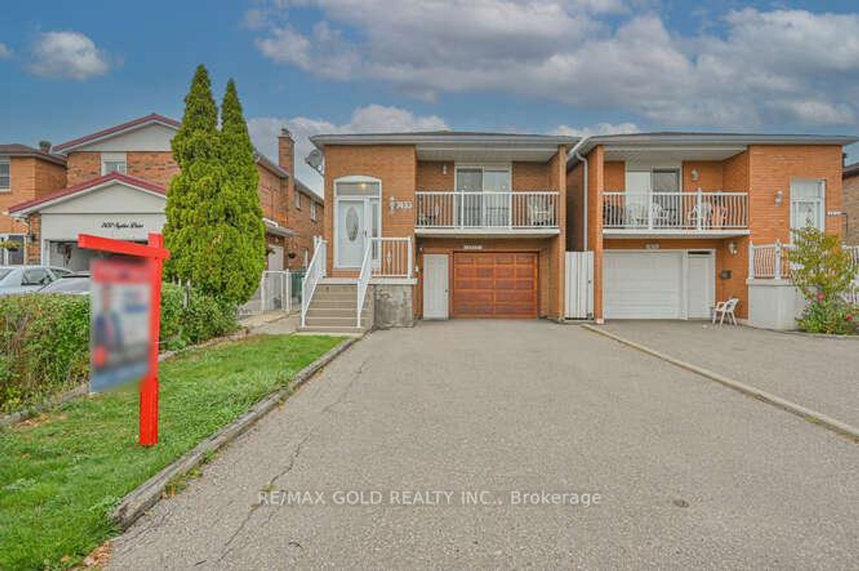 7433 Sigsbee Drive, Malton, Mississauga 