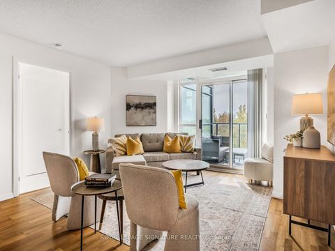 Photo 6 at 610 - 231 Fort York Boulevard, Niagara, Toronto