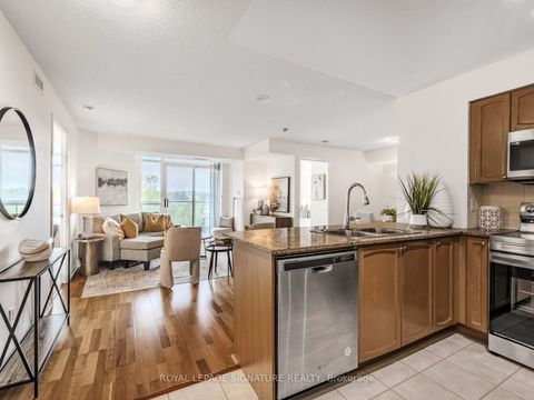 Photo 10 at 610 - 231 Fort York Boulevard, Niagara, Toronto