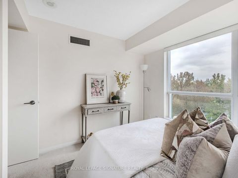Photo 14 at 610 - 231 Fort York Boulevard, Niagara, Toronto