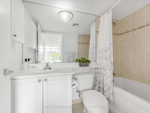 Photo 20 at 610 - 231 Fort York Boulevard, Niagara, Toronto