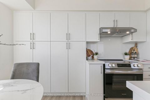 Photo 11 at 1307 - 18 Kenaston Gardens, Bayview Village, Toronto