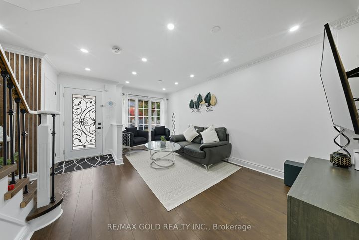 Photo 6 at 11 Flatlands Way, Wellington, Brampton