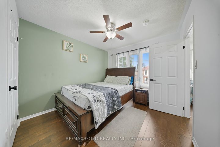 Photo 13 at 11 Flatlands Way, Wellington, Brampton