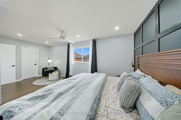 Photo 15 at 11 Flatlands Way, Wellington, Brampton