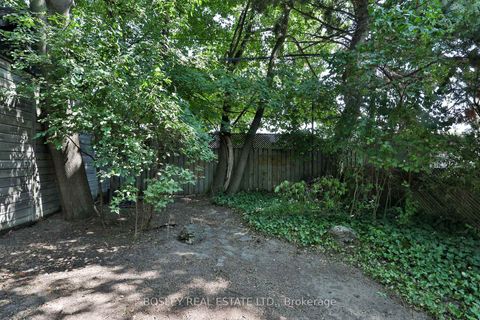 Photo 14 at 15 Whitewood Road, Mount Pleasant East, Toronto