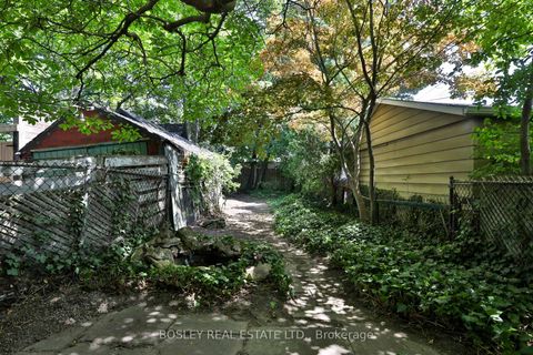 Photo 21 at 15 Whitewood Road, Mount Pleasant East, Toronto