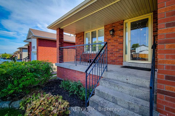 Photo 1 at 2 Silverton Drive, Templemead, Hamilton