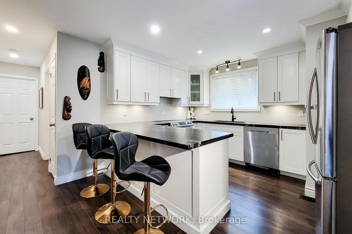 Photo 6 at 2 Silverton Drive, Templemead, Hamilton