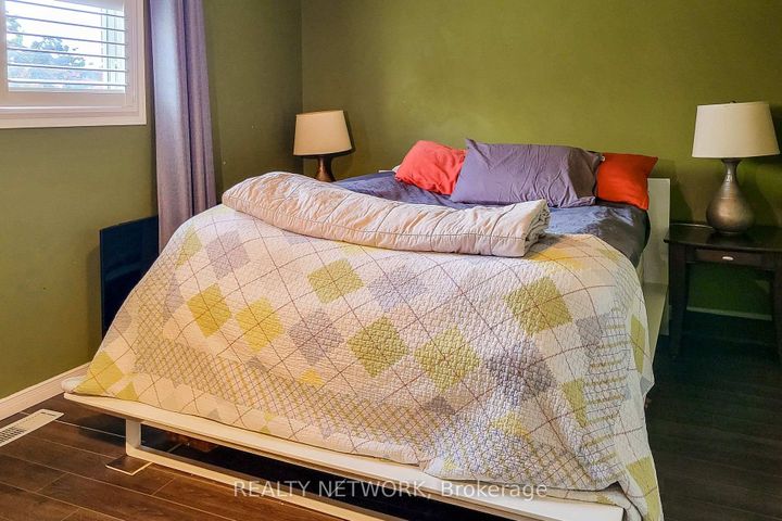 Photo 15 at 2 Silverton Drive, Templemead, Hamilton