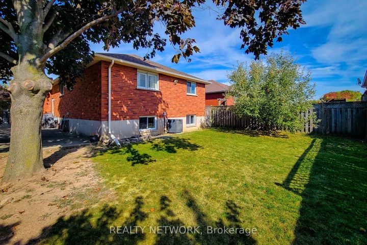 Photo 24 at 2 Silverton Drive, Templemead, Hamilton