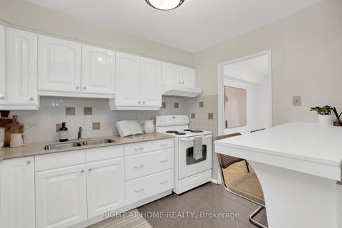 Photo 5 at 2101 - 360 Ridelle Avenue, Belgravia, Toronto