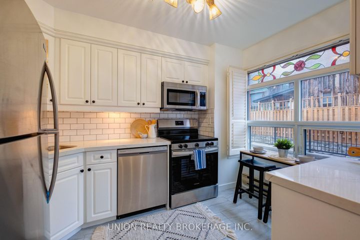 Photo 13 at 9 - 90 Kippendavie Avenue, The Beaches, Toronto