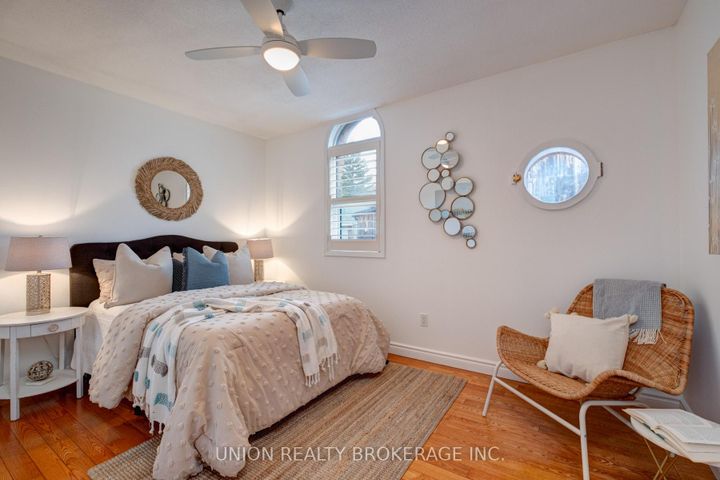 Photo 15 at 9 - 90 Kippendavie Avenue, The Beaches, Toronto
