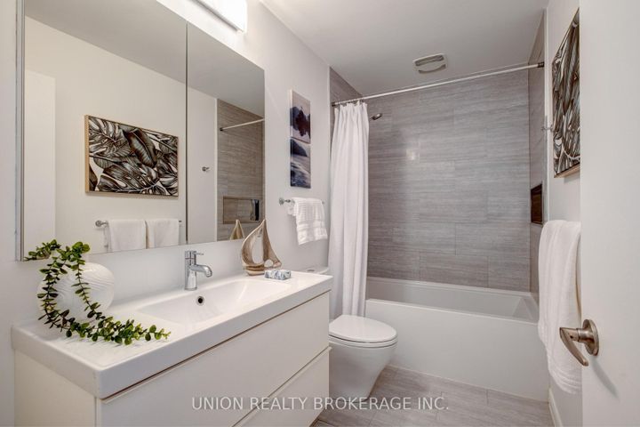 Photo 17 at 9 - 90 Kippendavie Avenue, The Beaches, Toronto