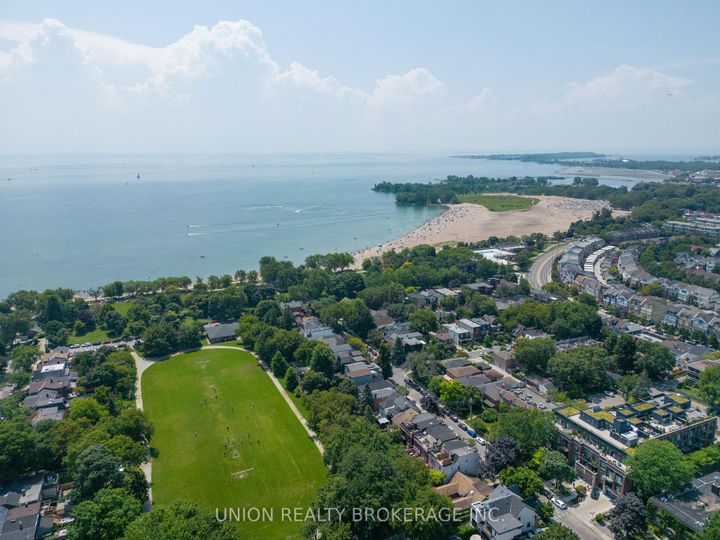 Photo 25 at 9 - 90 Kippendavie Avenue, The Beaches, Toronto