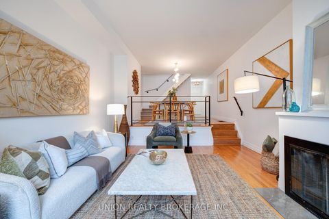 Photo 7 at 9 - 90 Kippendavie Avenue, The Beaches, Toronto