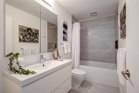 Photo 17 at 9 - 90 Kippendavie Avenue, The Beaches, Toronto