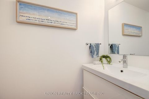 Photo 21 at 9 - 90 Kippendavie Avenue, The Beaches, Toronto