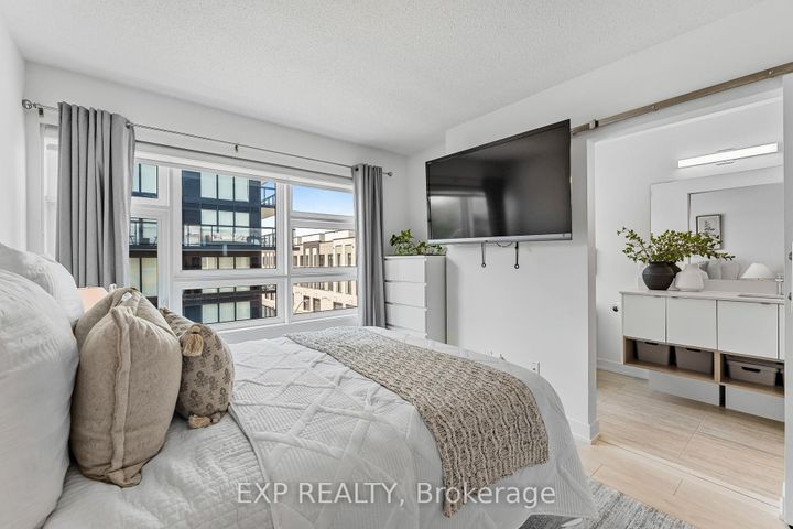 Photo 13 at 90 - 1121 Cooke Boulevard, LaSalle, Burlington