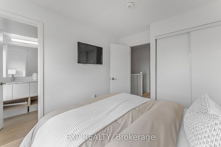 Photo 17 at 90 - 1121 Cooke Boulevard, LaSalle, Burlington