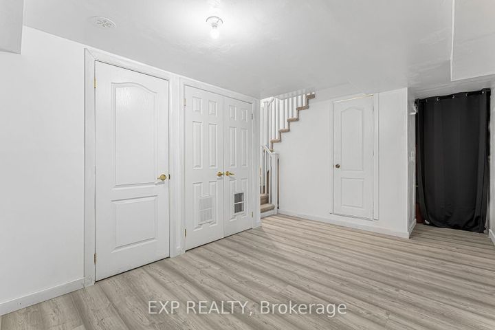 Photo 21 at 90 - 1121 Cooke Boulevard, LaSalle, Burlington
