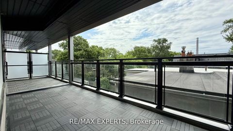 Photo 8 at 302 - 45 Connaught Avenue, Coxwell, Toronto