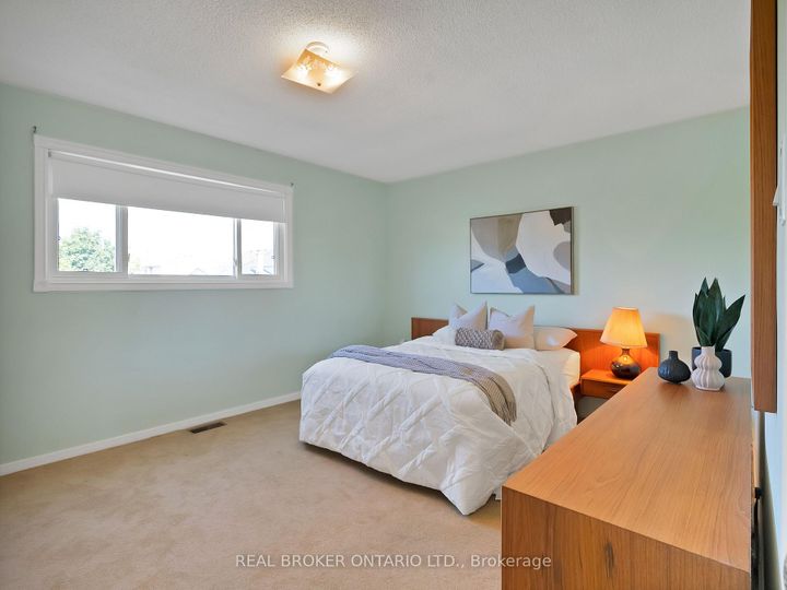 Photo 14 at 46 Swennen Drive, Brampton North, Brampton