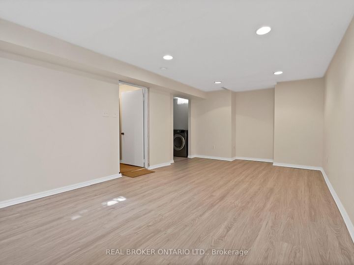 Photo 23 at 46 Swennen Drive, Brampton North, Brampton