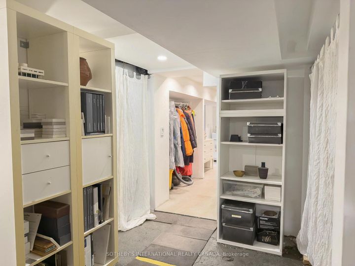 Photo 21 at 426 Sackville Street, South St. James Town, Toronto