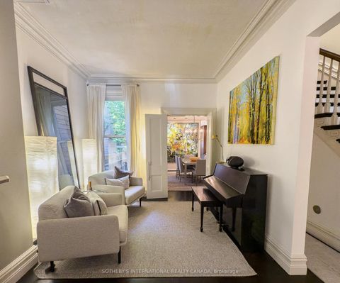 Photo 5 at 426 Sackville Street, South St. James Town, Toronto