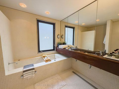 Photo 16 at 426 Sackville Street, South St. James Town, Toronto