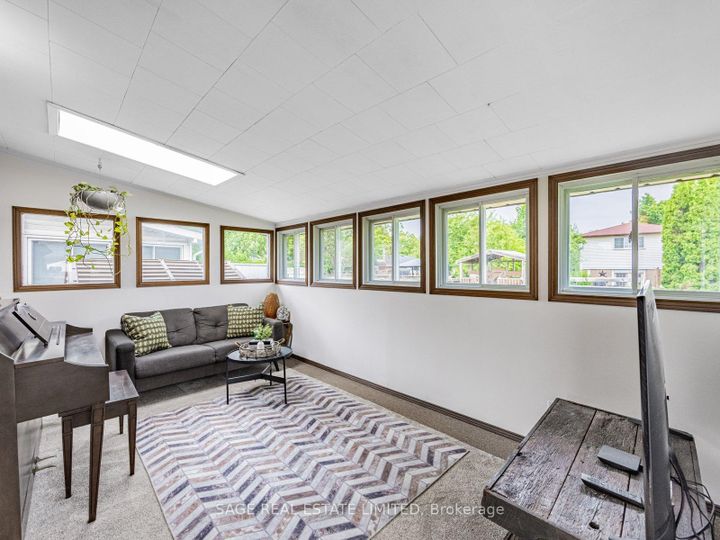 Photo 11 at 46 Watson Crescent, Brampton East, Brampton
