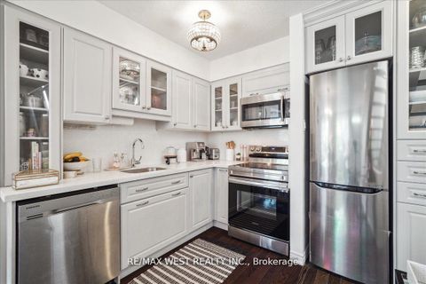Photo 5 at 2 - 69 Upper Canada Drive, Windfields, Toronto