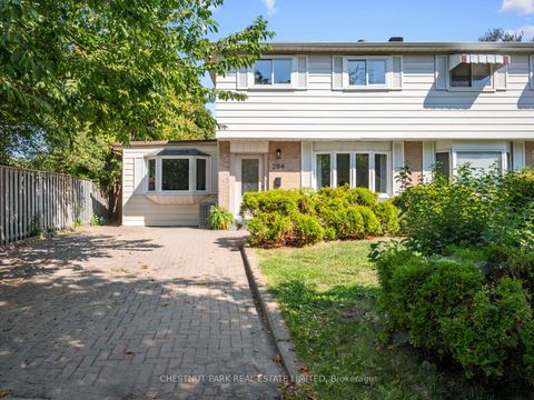 Photo 1 at 284 Hollyberry Trail, Hillcrest Village, Toronto