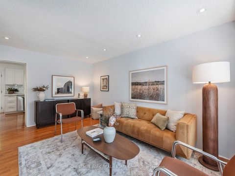Photo 4 at 284 Hollyberry Trail, Hillcrest Village, Toronto