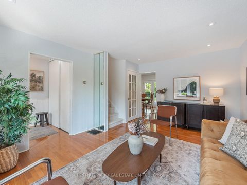 Photo 5 at 284 Hollyberry Trail, Hillcrest Village, Toronto