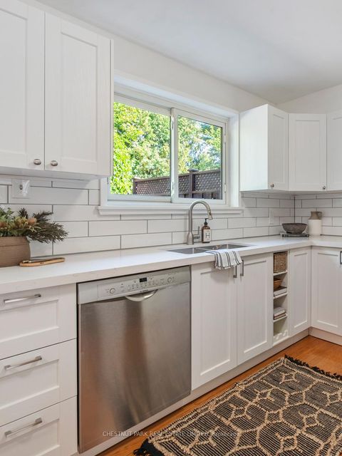 Photo 13 at 284 Hollyberry Trail, Hillcrest Village, Toronto