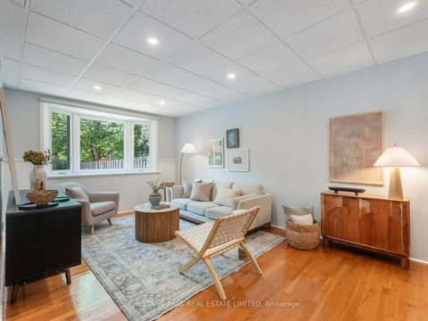 Photo 14 at 284 Hollyberry Trail, Hillcrest Village, Toronto
